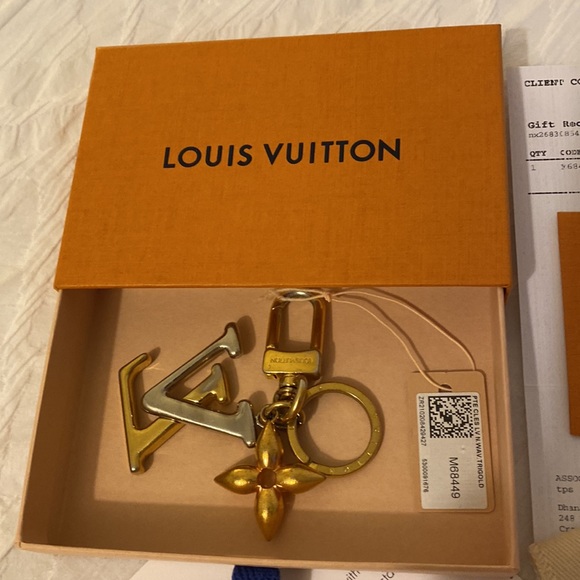 LV Facettes key holder and bag charm USED - Picture 3 of 5